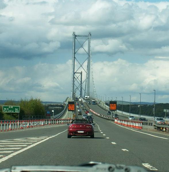 Forth Road Bridge.JPG